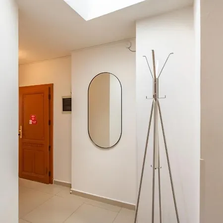 Templova - Old Town Large With Terrace Apartment *