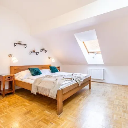 Templova - Old Town Large With Terrace Apartment Prague